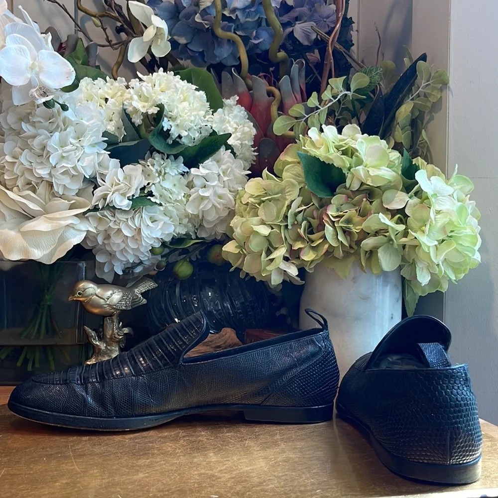 EXOTIC Bally Lizard Loafers in Black Leather